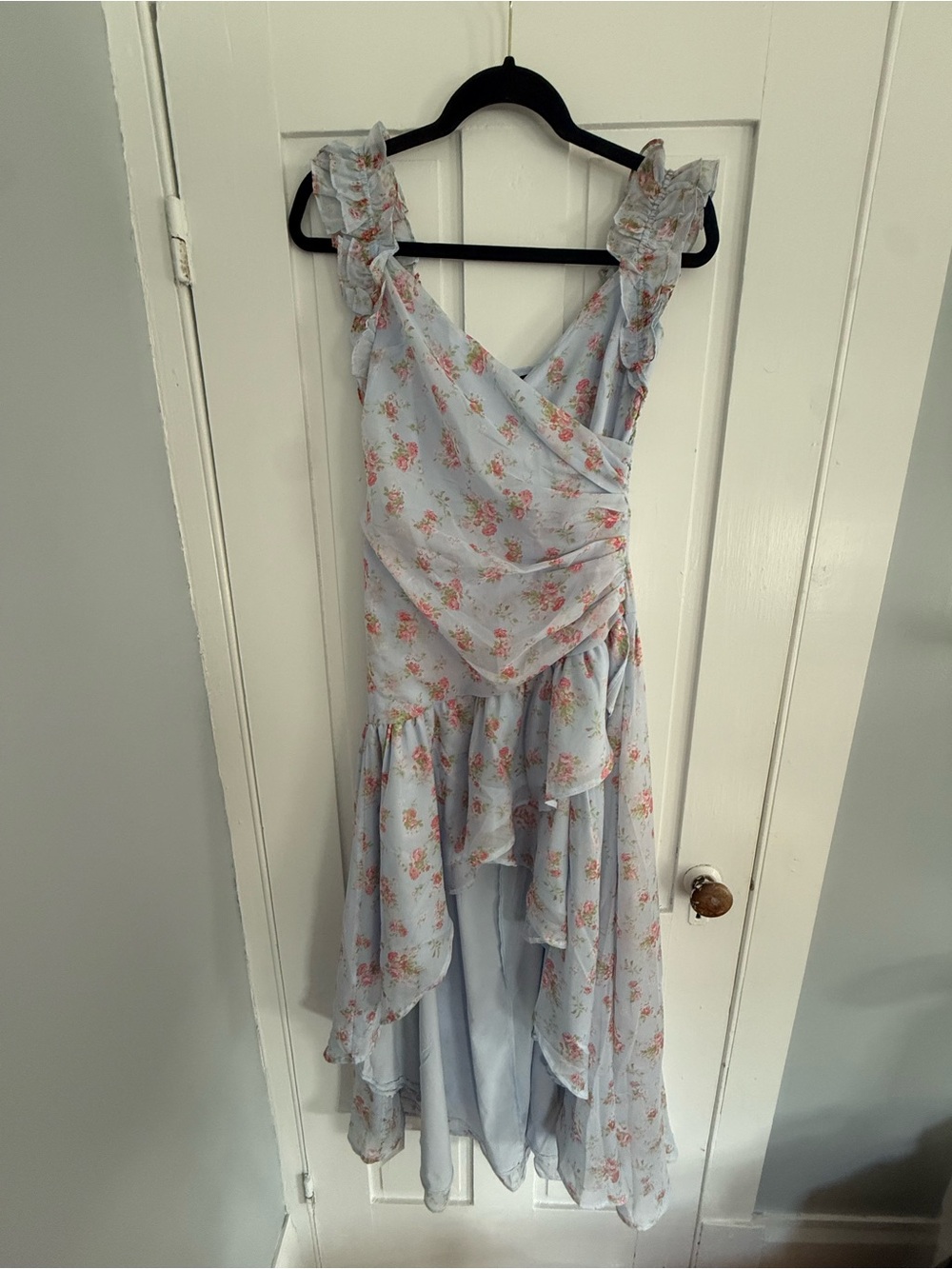 NWT Abercrombie & Fitch Light Blue Floral Ruffle Dress